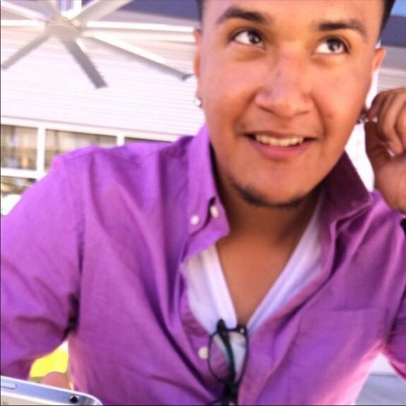 Meet your Posher, Julio - Picture 1 of 1